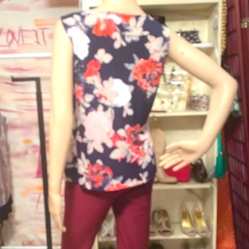 10064 floral blouse size 8